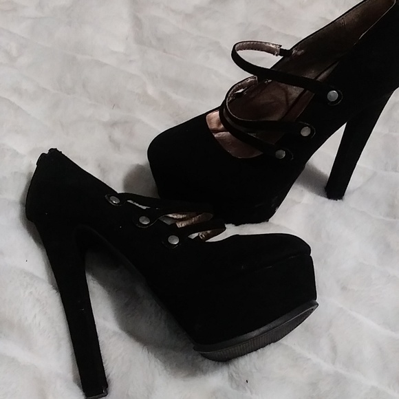 Women's Qupid size 7 platform heels black - Picture 1 of 4